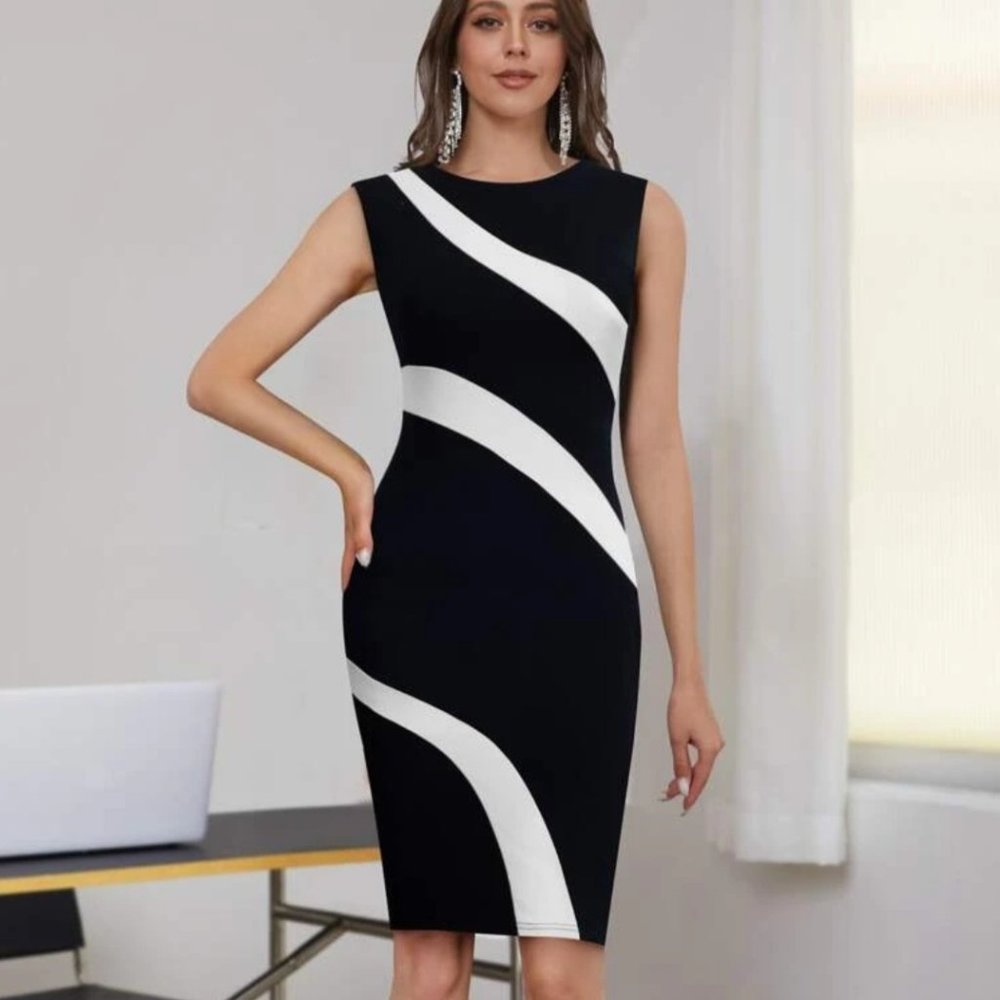 Black and White Curvy Stripe Dress Size 6